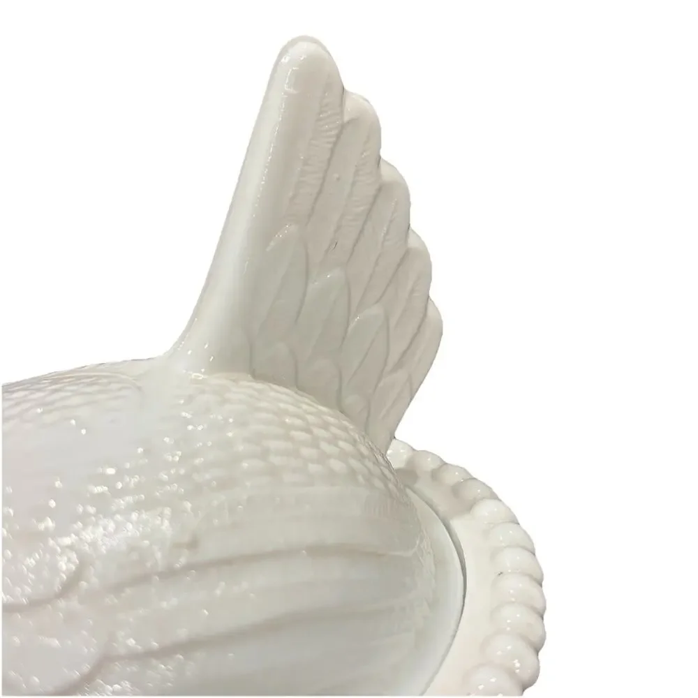 Vintage Indiana White Milk Glass Hen on Nest Beaded Rim Stippled Base 7